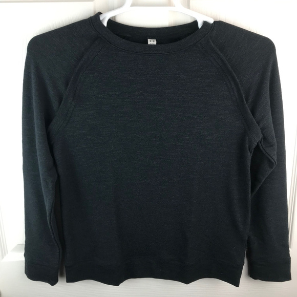 Under Armour Tops - NWT Under Armour Terry Plush Crew Sweatshirt SZ XS